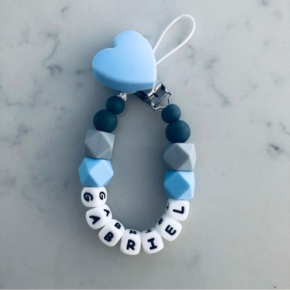 Blue heart pacifier clip customized - Picture 2 of 2